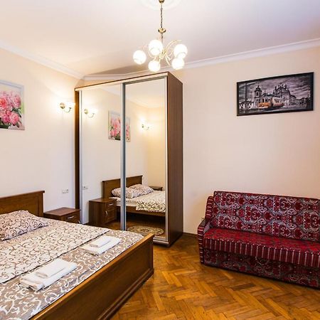Квартира В Центрі Вулиця Балабана 29 Біля Краківського Ринку Lviv Luaran gambar