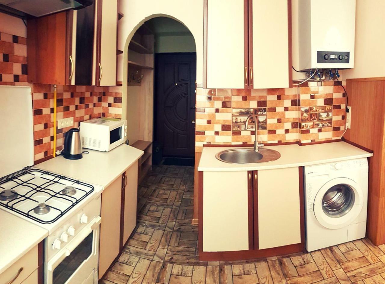 Квартира В Центрі Вулиця Балабана 29 Біля Краківського Ринку Lviv Luaran gambar