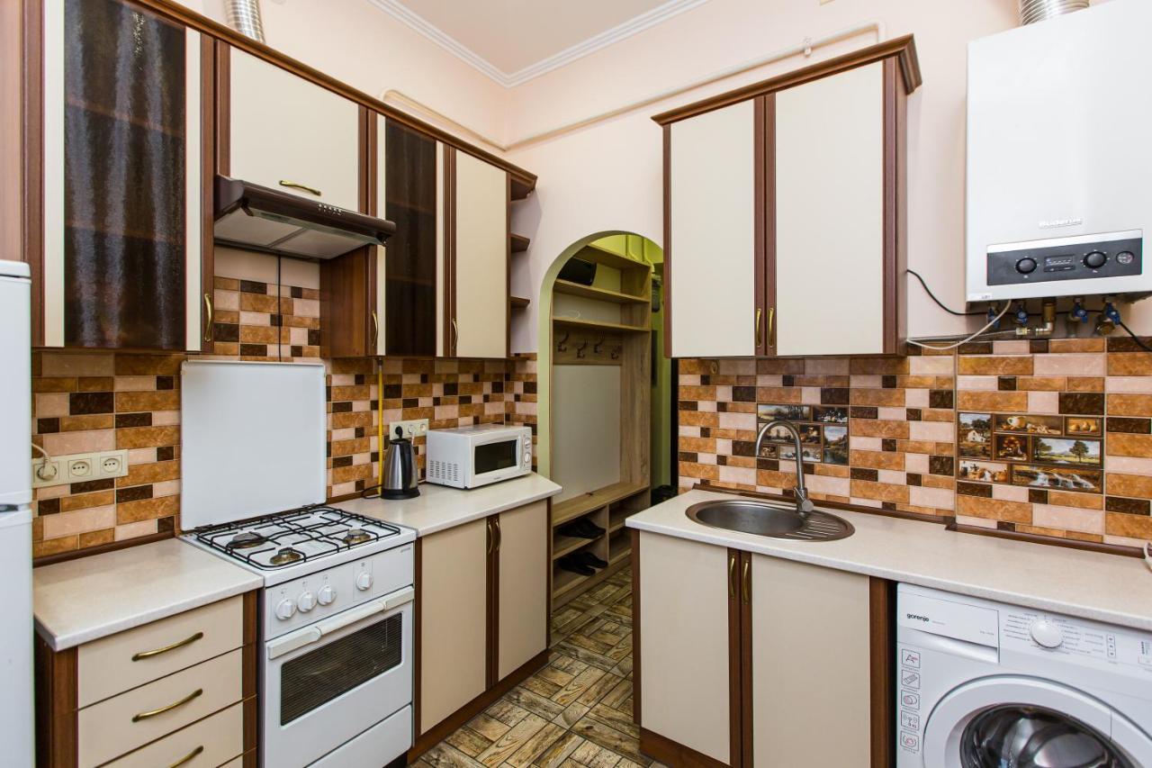 Квартира В Центрі Вулиця Балабана 29 Біля Краківського Ринку Lviv Luaran gambar