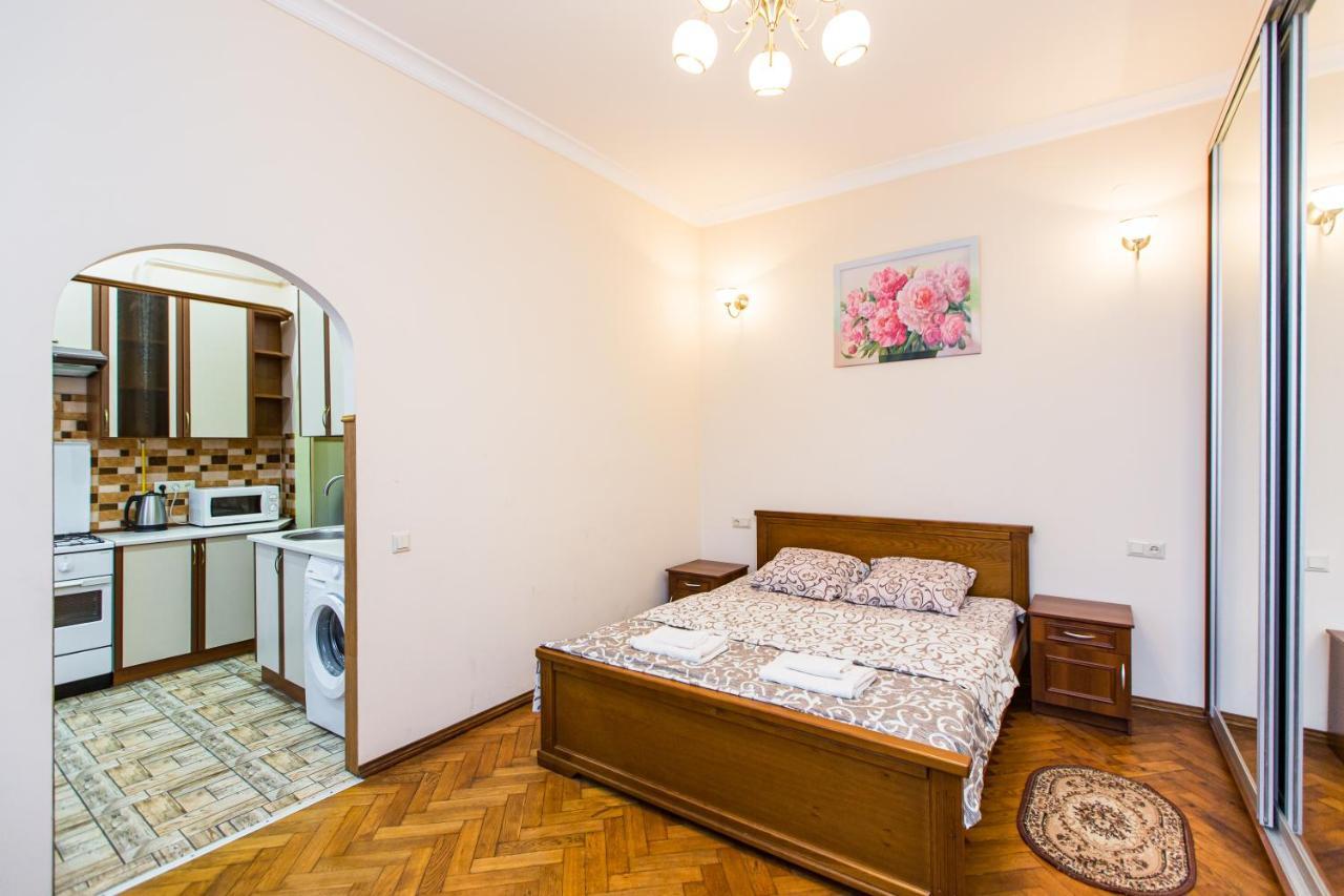 Квартира В Центрі Вулиця Балабана 29 Біля Краківського Ринку Lviv Luaran gambar