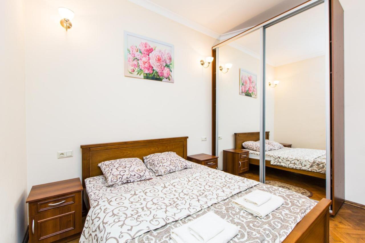 Квартира В Центрі Вулиця Балабана 29 Біля Краківського Ринку Lviv Luaran gambar