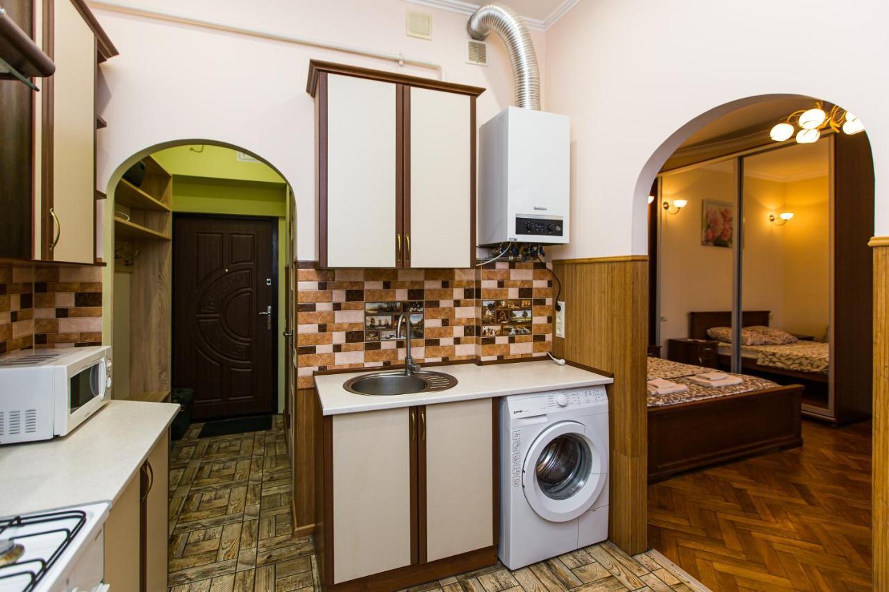 Квартира В Центрі Вулиця Балабана 29 Біля Краківського Ринку Lviv Luaran gambar